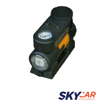 SkyCar kompresor za auto sa LED svetlom 12V 120W